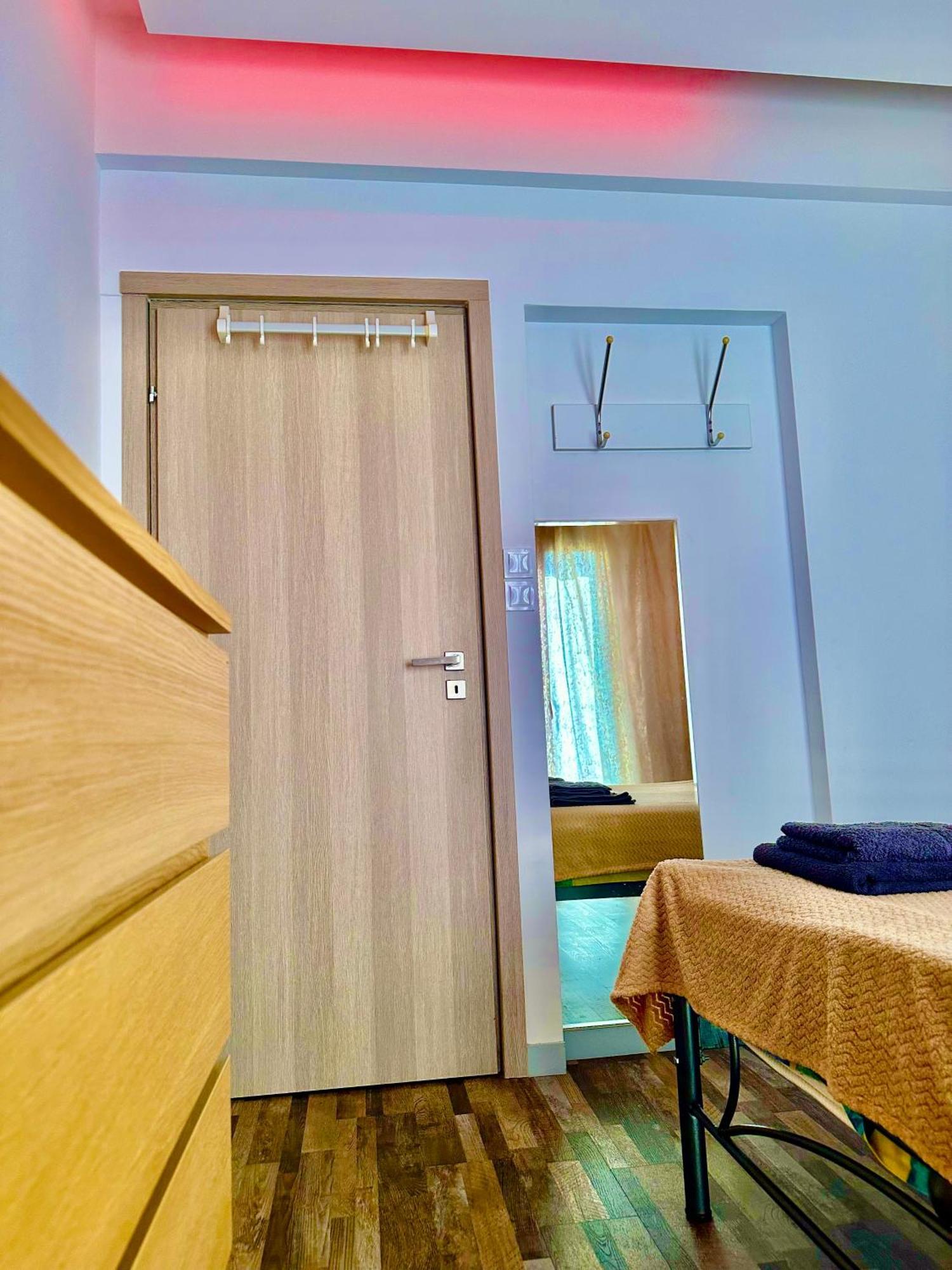 Apartment Center Piraeus Location Kastella Passalimani Port Exterior foto